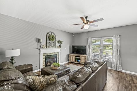 7248 Lakeland Trails Boulevard Indianapolis IN 46259