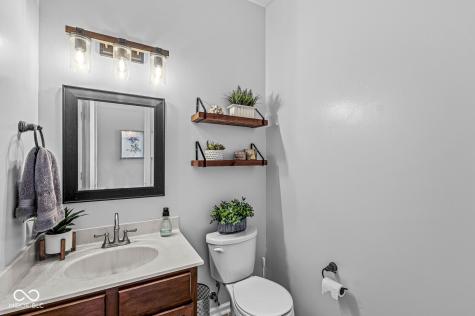 7248 Lakeland Trails Boulevard Indianapolis IN 46259