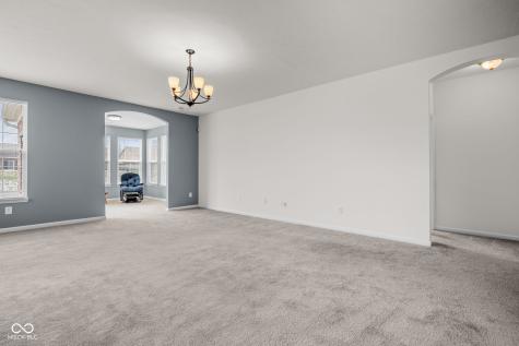 8801 Twain Lane Indianapolis IN 46239