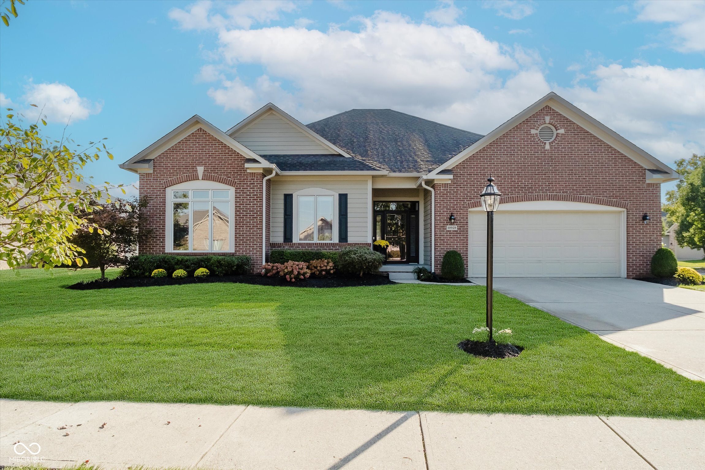10929 Bluestone Way Fishers IN 46038