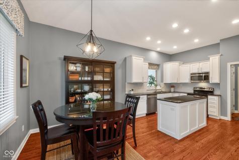 10929 Bluestone Way Fishers IN 46038