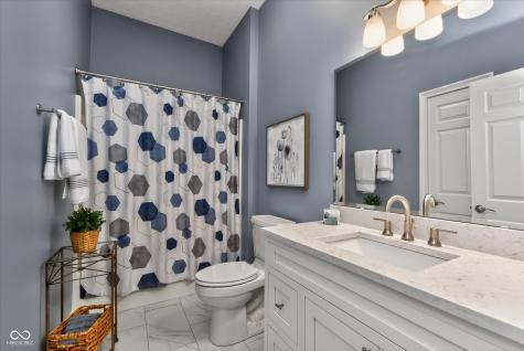 10929 Bluestone Way Fishers IN 46038