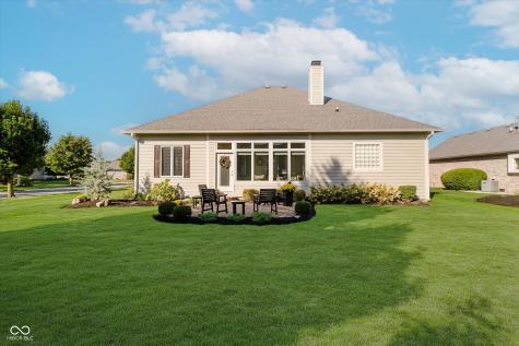 10929 Bluestone Way Fishers IN 46038