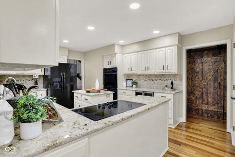 118 White Horse Lane Fishers IN 46038