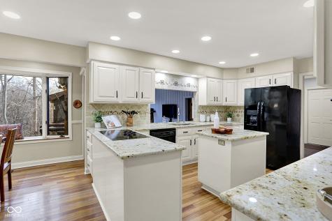 118 White Horse Lane Fishers IN 46038
