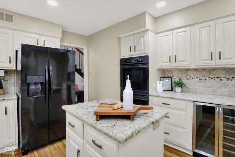 118 White Horse Lane Fishers IN 46038