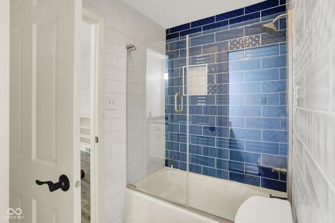 118 White Horse Lane Fishers IN 46038