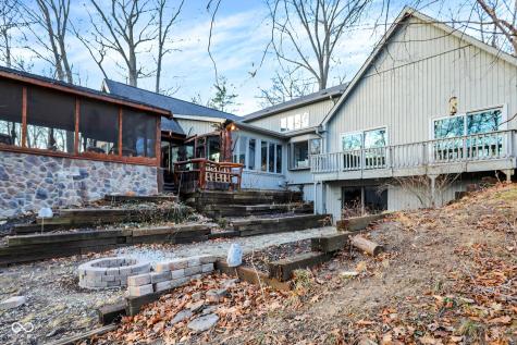 118 White Horse Lane Fishers IN 46038