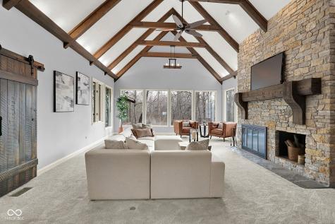 118 White Horse Lane Fishers IN 46038
