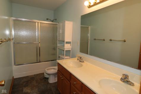 11 Belmont Place E Batesville IN 47006