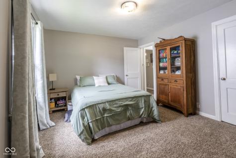 2305 Caldwell Place Columbus IN 47201
