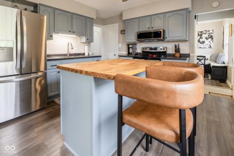 2305 Caldwell Place Columbus IN 47201