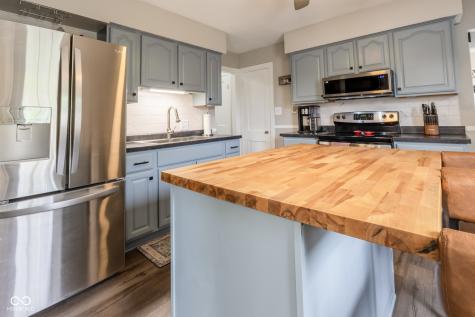 2305 Caldwell Place Columbus IN 47201