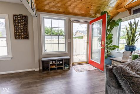2305 Caldwell Place Columbus IN 47201