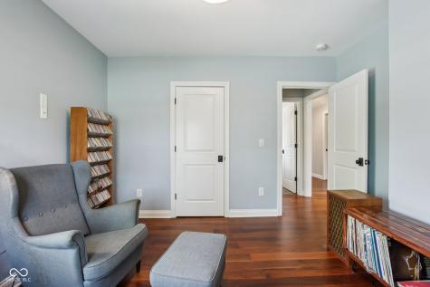 2027 E 80th Street Indianapolis IN 46240