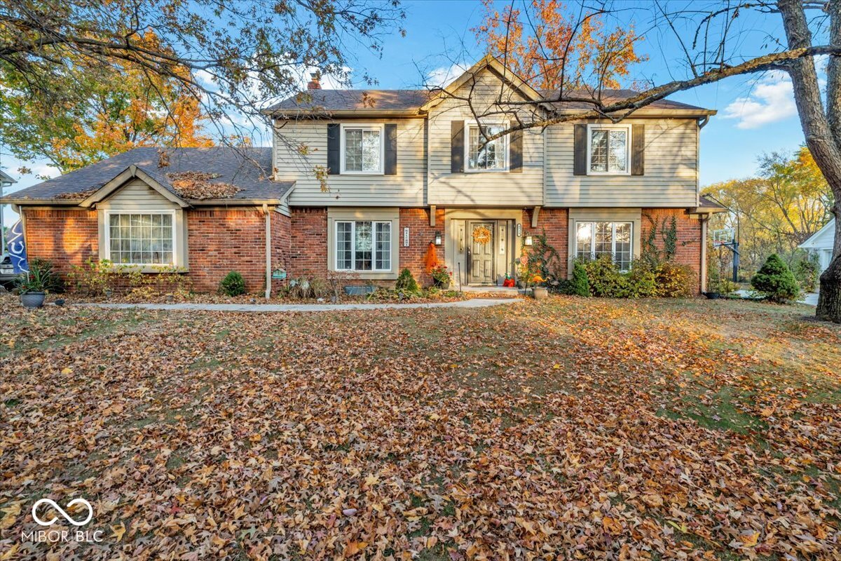 8729 Staghorn Road Indianapolis IN 46260