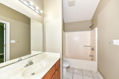3666 Crickwood Drive Indianapolis IN 46268