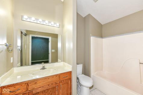 3666 Crickwood Drive Indianapolis IN 46268