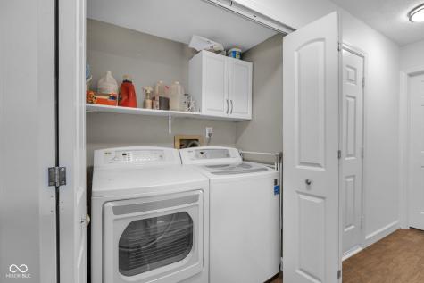 8902 Pine Tree Boulevard Indianapolis IN 46256