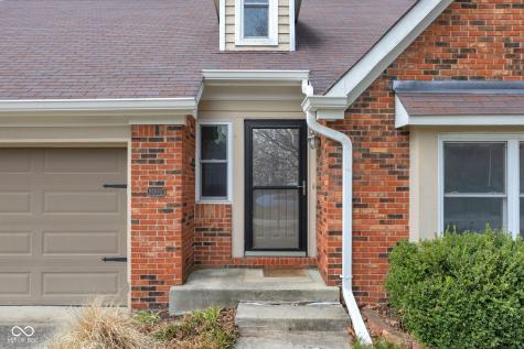 8902 Pine Tree Boulevard Indianapolis IN 46256