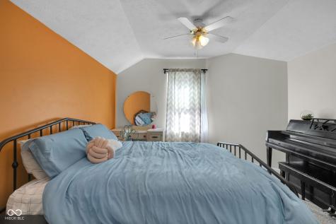 8902 Pine Tree Boulevard Indianapolis IN 46256