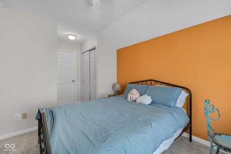 8902 Pine Tree Boulevard Indianapolis IN 46256
