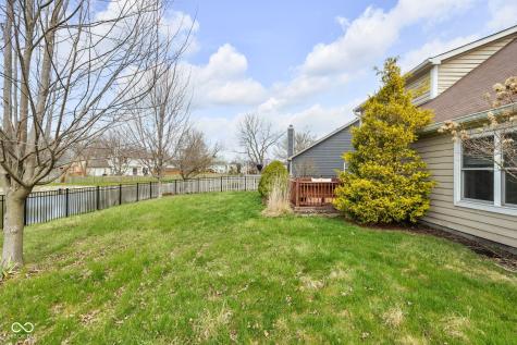 8902 Pine Tree Boulevard Indianapolis IN 46256