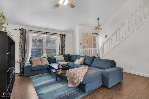 8902 Pine Tree Boulevard Indianapolis IN 46256