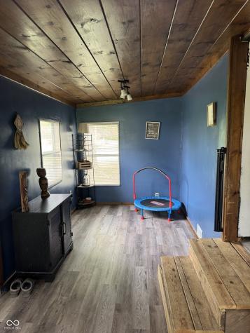 537 W State Street Kingman IN 47952