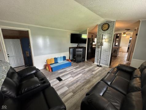 537 W State Street Kingman IN 47952