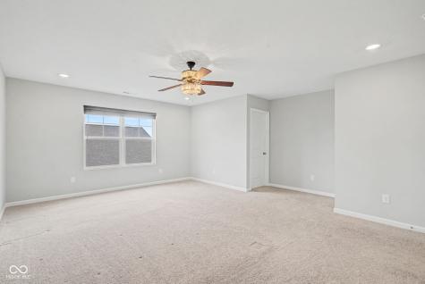379 Oakswept Way Greenfield IN 46140