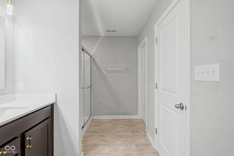 379 Oakswept Way Greenfield IN 46140