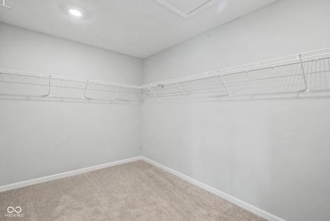 379 Oakswept Way Greenfield IN 46140