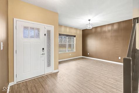 379 Oakswept Way Greenfield IN 46140