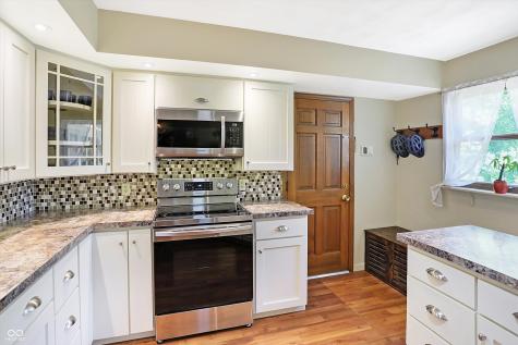 695 Mulberry Street Zionsville IN 46077