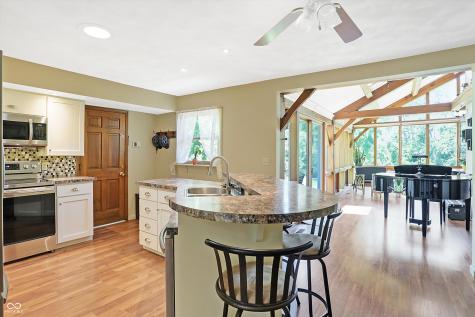 695 Mulberry Street Zionsville IN 46077