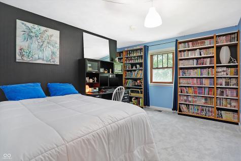 695 Mulberry Street Zionsville IN 46077