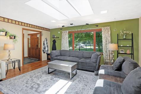 695 Mulberry Street Zionsville IN 46077