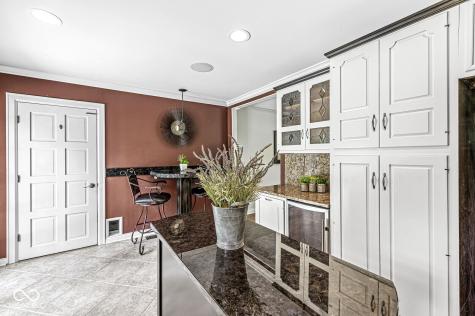 2846 E 67th Street Indianapolis IN 46220