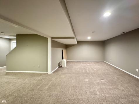 9233 Lakewind Court Indianapolis IN 46256