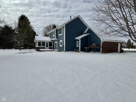 9233 Lakewind Court Indianapolis IN 46256