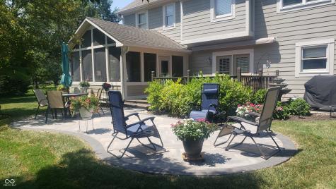 9233 Lakewind Court Indianapolis IN 46256
