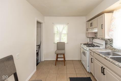 3743 Crescent Avenue Indianapolis IN 46208