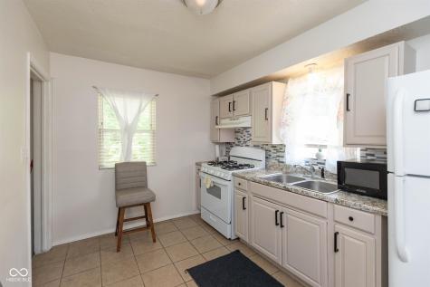 3743 Crescent Avenue Indianapolis IN 46208