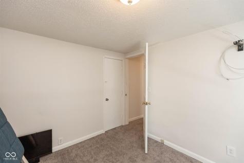 3743 Crescent Avenue Indianapolis IN 46208