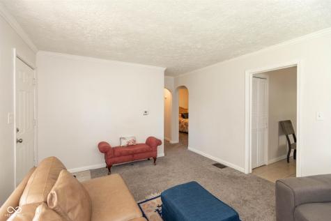 3743 Crescent Avenue Indianapolis IN 46208