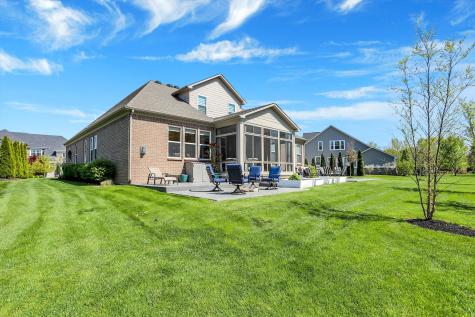 6496 Westminster Drive Zionsville IN 46077