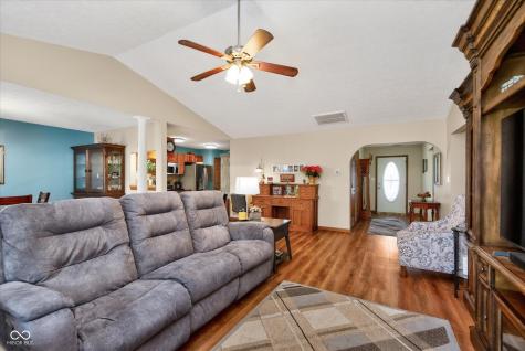 13270 Summerwood Lane Fishers IN 46038