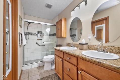 13270 Summerwood Lane Fishers IN 46038