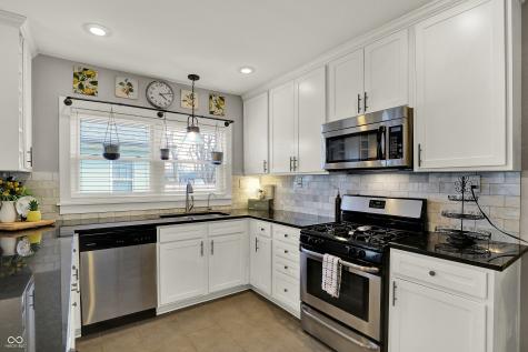 1015 E Bradbury Avenue Indianapolis IN 46203
